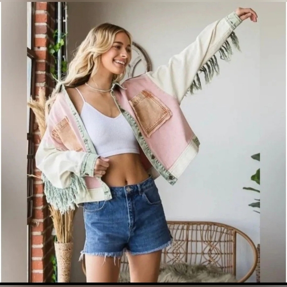 Oli & Hali Two-Tone Denim Jacket - Picture 2 of 8